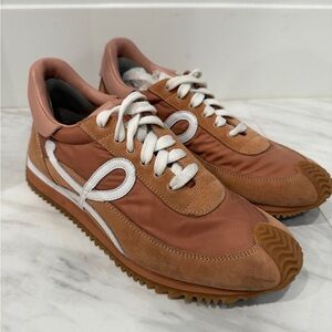 Women’s Loewe Flow Runner Sneakers - Tan and White